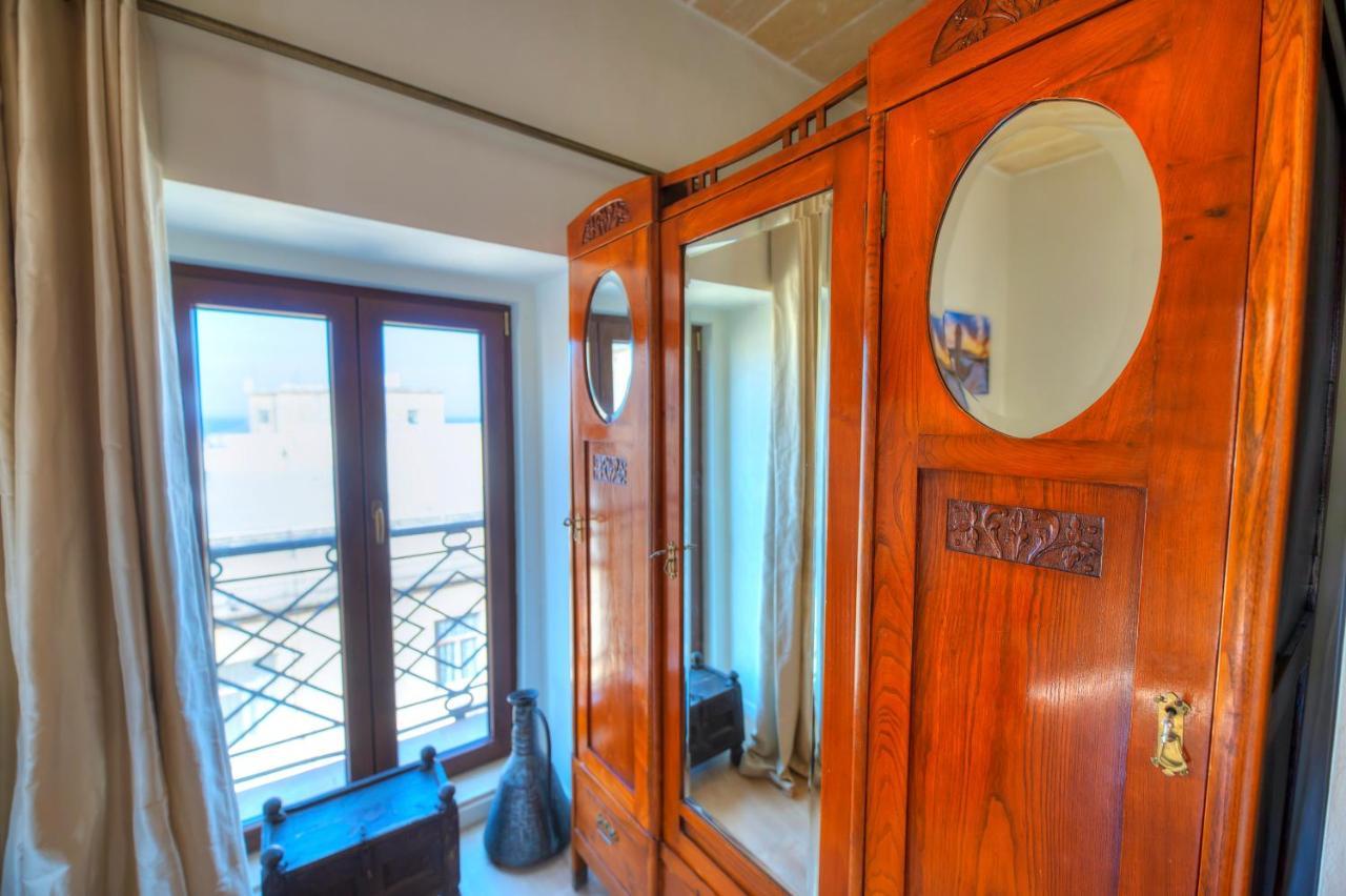 Comfy 1 Bedroom - Sun Terrace & Sea Views Gbuh1-1 Валетта Экстерьер фото